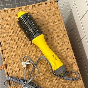 Drybar The Single Shot Oval Blow-Dryer Brush